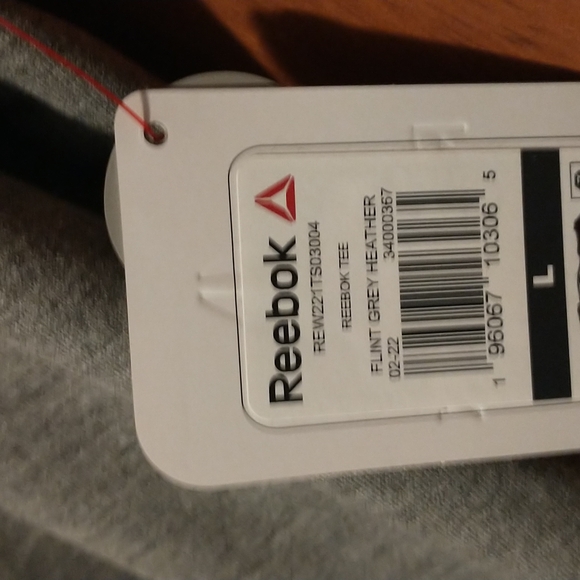 Reebok woman's size L short sleeve tagless tee shirt with multiple logos-NWT - Picture 6 of 13